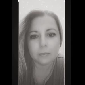 Meet your Posher, Lesly